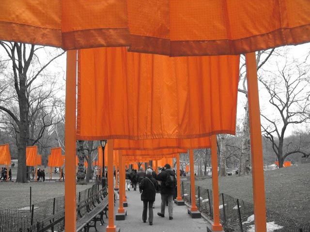 the_gates03.jpg